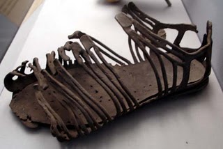 first-century-shoes-roman-found-in-franc1